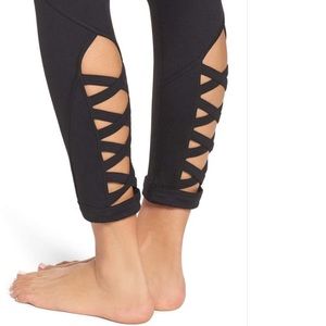 High Waisted Lattice Legging